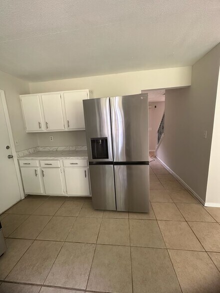 Building Photo - 1534 Shenta Oak Dr