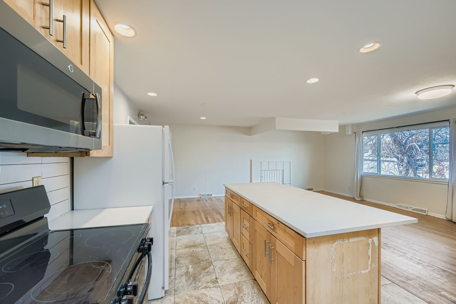 Building Photo - 3682 Chase Ct