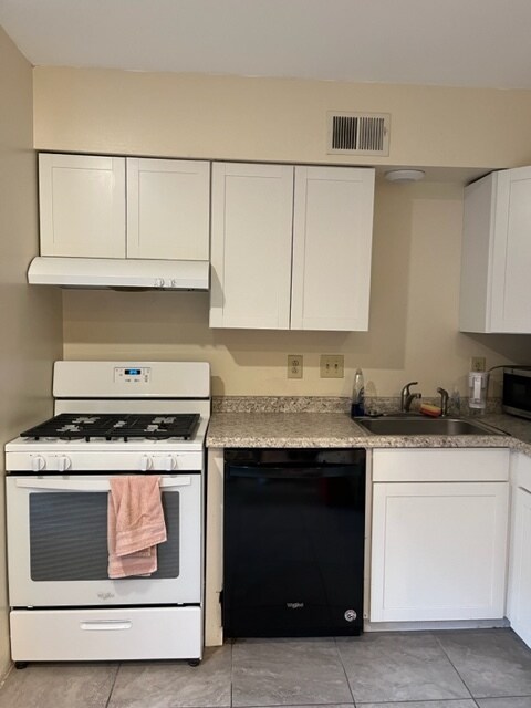 Building Photo - 3281 Kennett Sq