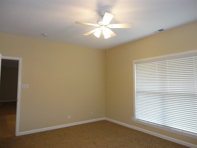 Building Photo - 8426 Stark Dr