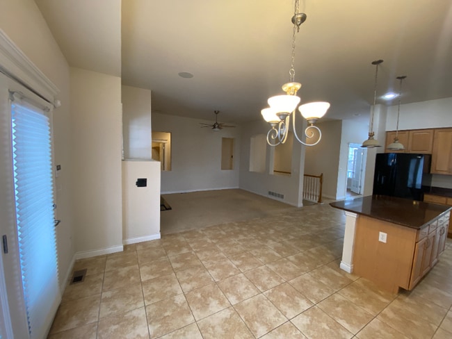 Building Photo - Available September! Beautiful and Spacious Home in Central Park!