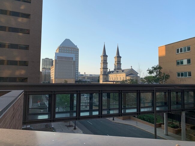 Building Photo - 26 10th St W