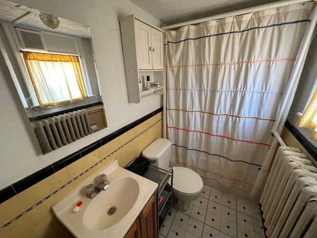 Building Photo - Provo City Center - 1 Bedroom Apartment