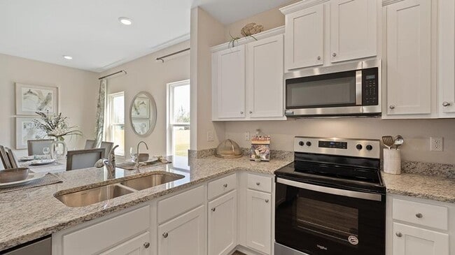 Building Photo - Modern 3BR/2.5BA Home with Open Floor Plan, Granite Counters & 1-Car Garage – Valdosta, GA