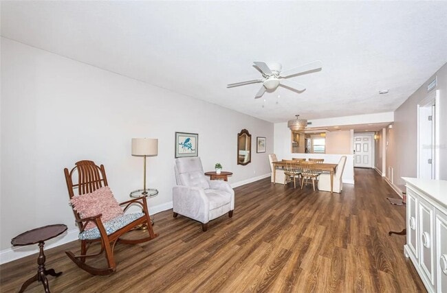 Building Photo - 5400 Park St N