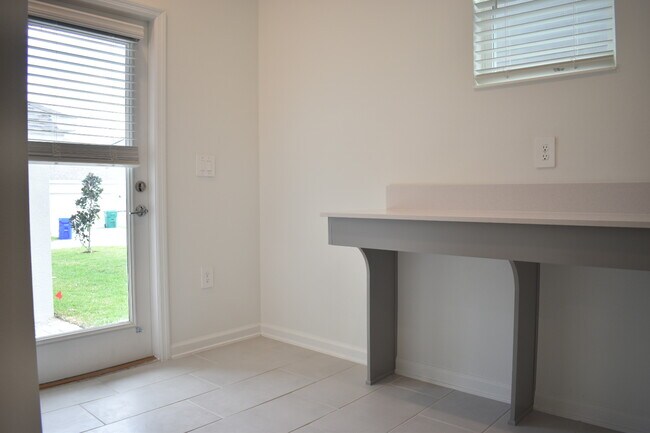 Building Photo - 1433 Waverunner Ln