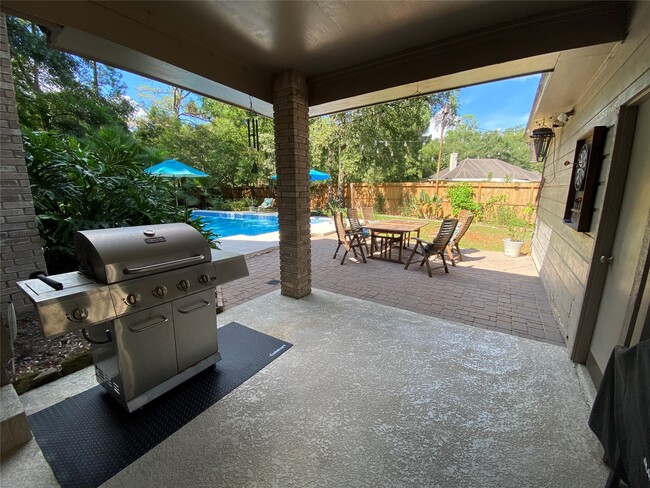 Building Photo - 28 Tangle Brush Dr