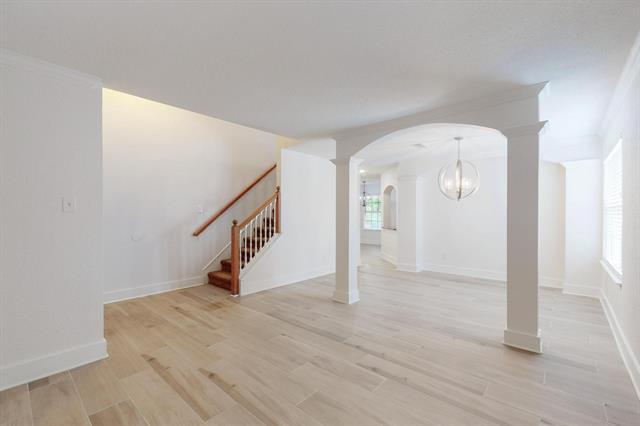 Building Photo - 1330 Kensington Ct