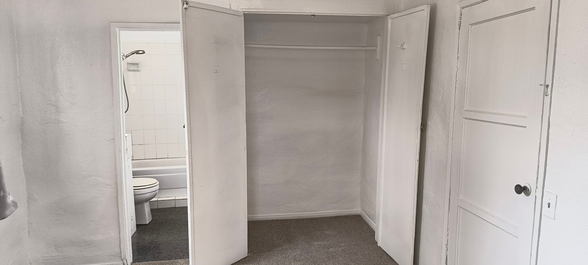 Building Photo - 1720 San Bernardino Ave