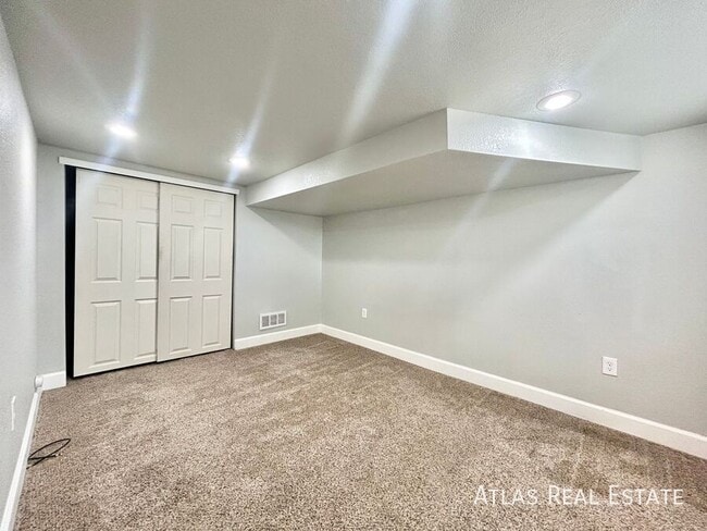 Building Photo - 58 S Elati St
