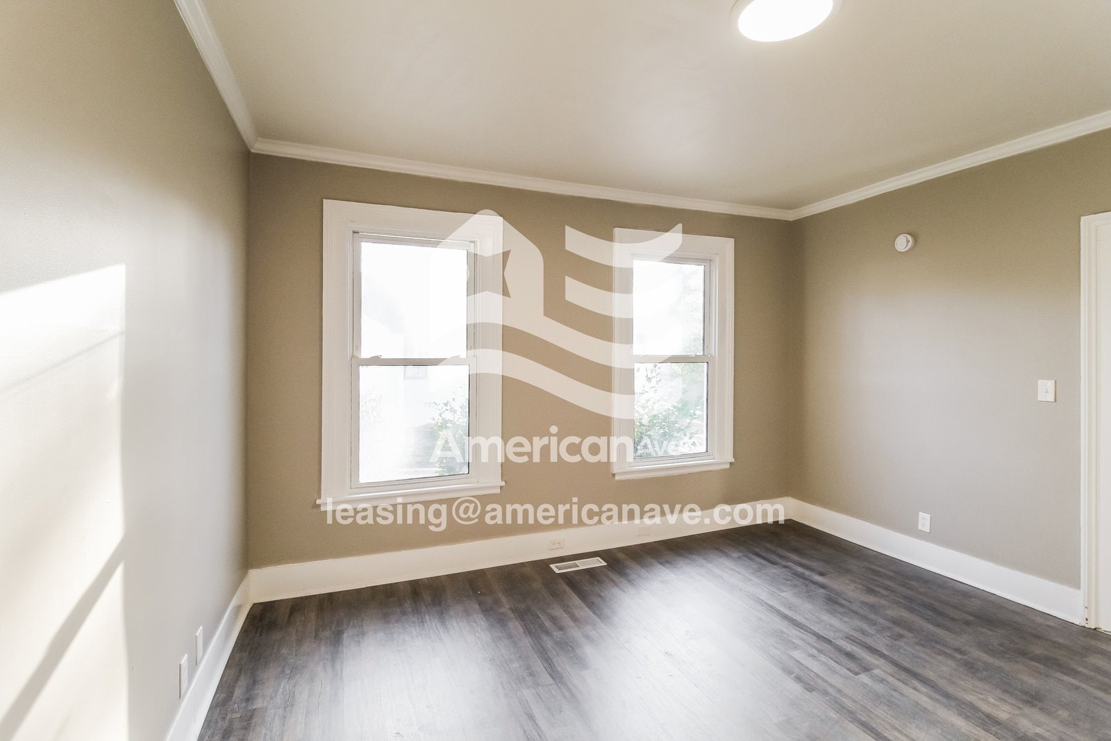 Building Photo - 1141 Boulevard