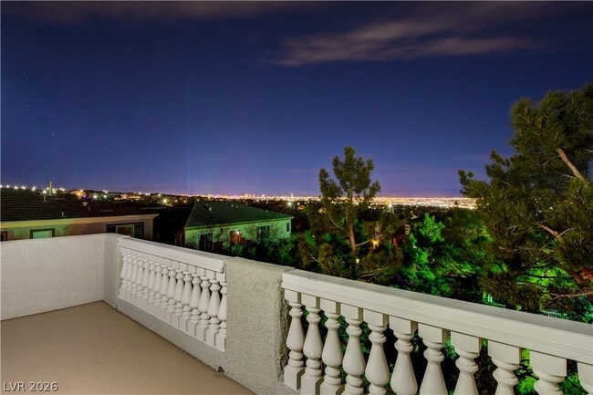 Building Photo - 708 Respectful Ridge Ave