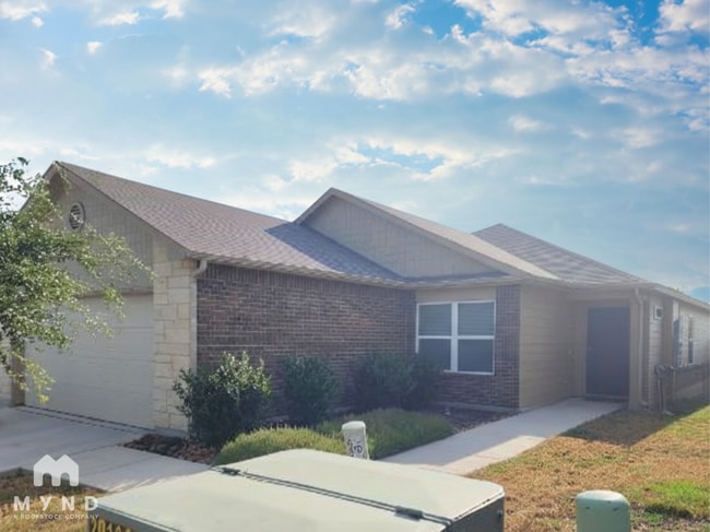 Building Photo - 4015 Turning Pine Edge