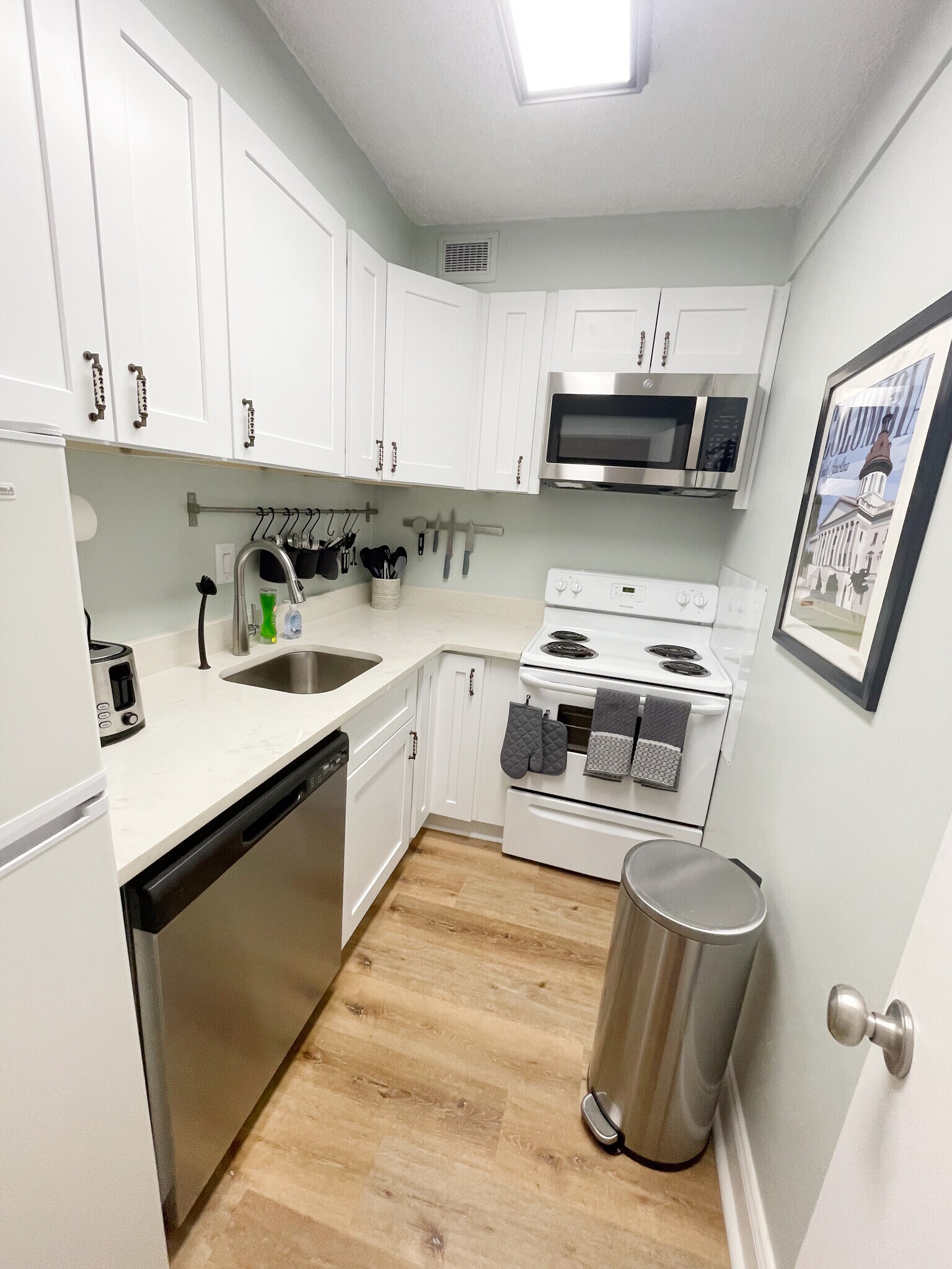 Building Photo - 1520 Senate St