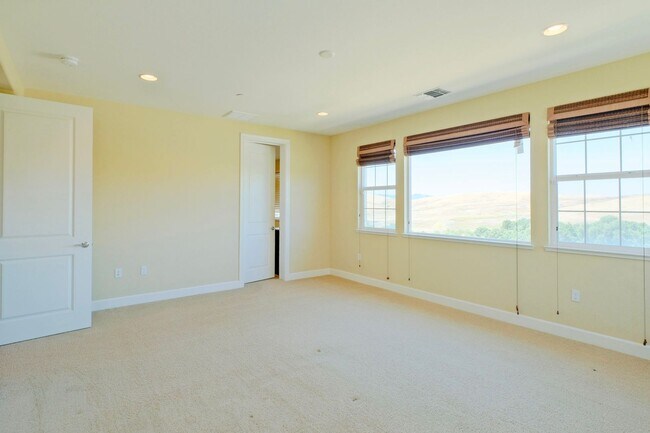 Building Photo - 6536 Terrace Ridge Ct