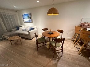 Building Photo - 72 7th St S