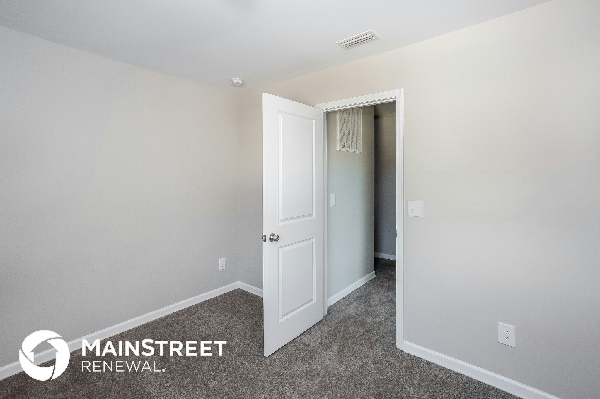 Building Photo - 13026 Hill Pine Rd