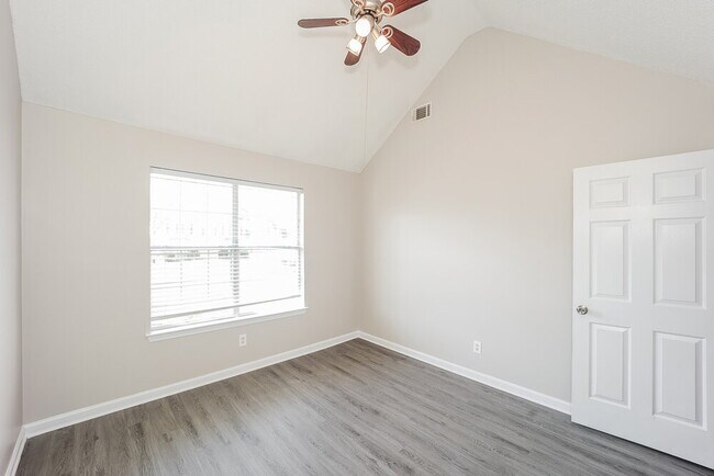 Building Photo - 3474 Clifton Farm Dr
