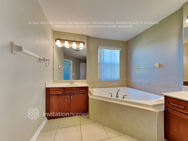 Building Photo - 10906 Ancient Futures Dr