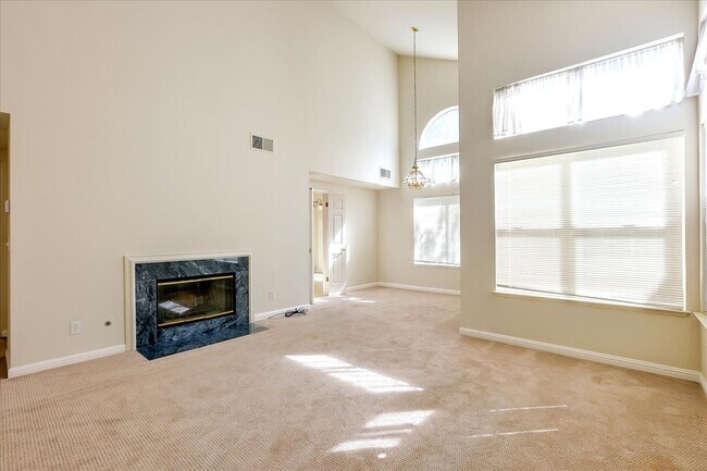 Building Photo - Seven Springs Home