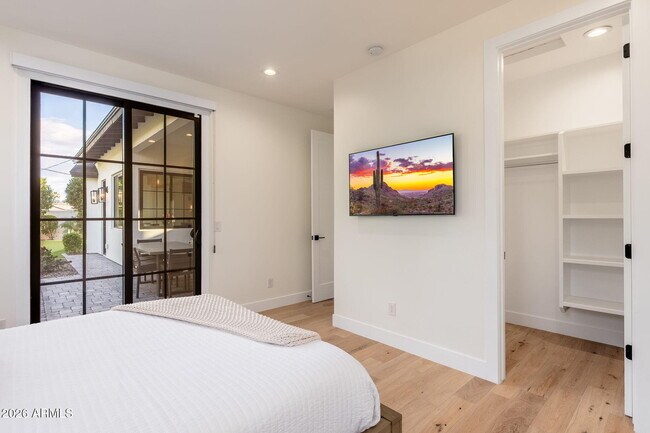 Building Photo - 4017 N 49th Pl