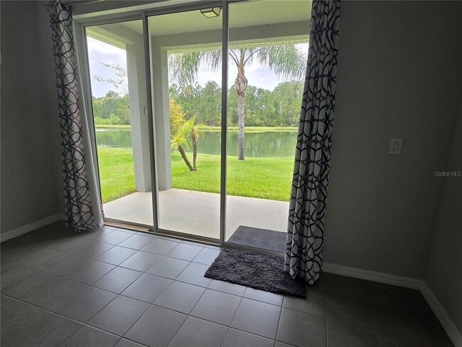 Building Photo - 4939 Autumn Ridge Dr