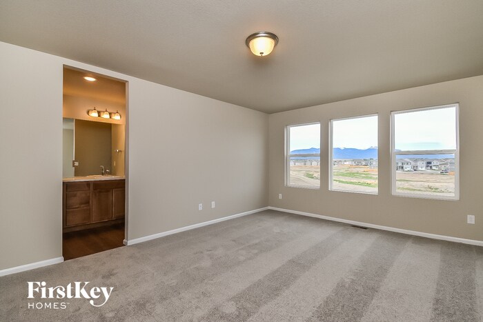 Building Photo - 10225 Luneth Dr