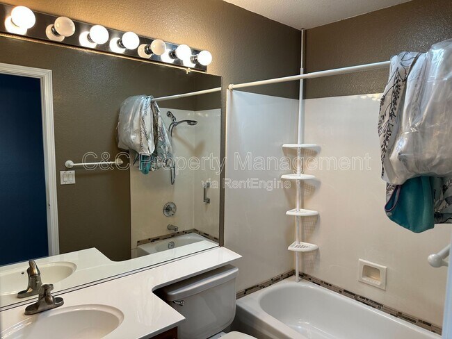 Building Photo - 5926 Palm Springs Ct
