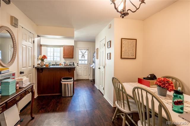 Building Photo - 3612 Queen Anne Way