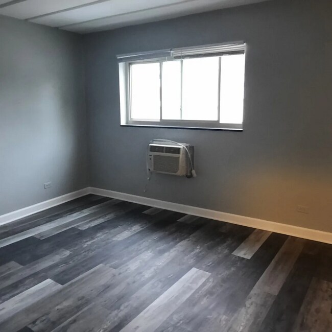 Building Photo - 9541 S Kedzie Ave