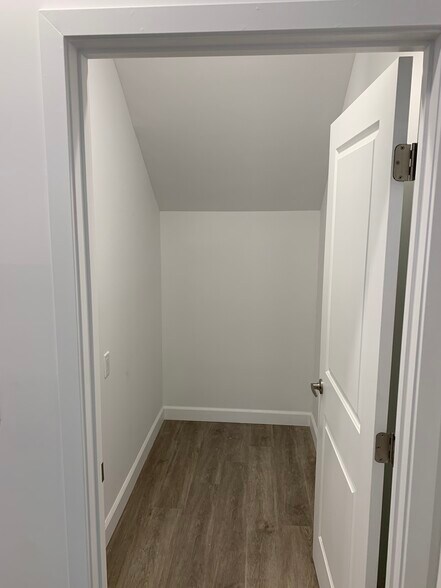 Storage/Pantry below staircase - 14727 Friar St