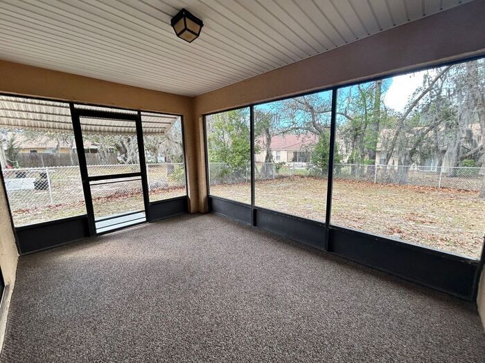 Building Photo - 11063 Ronda St