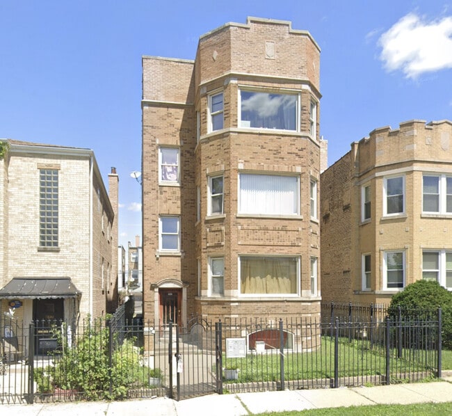 Primary Photo - 4826 W Henderson St