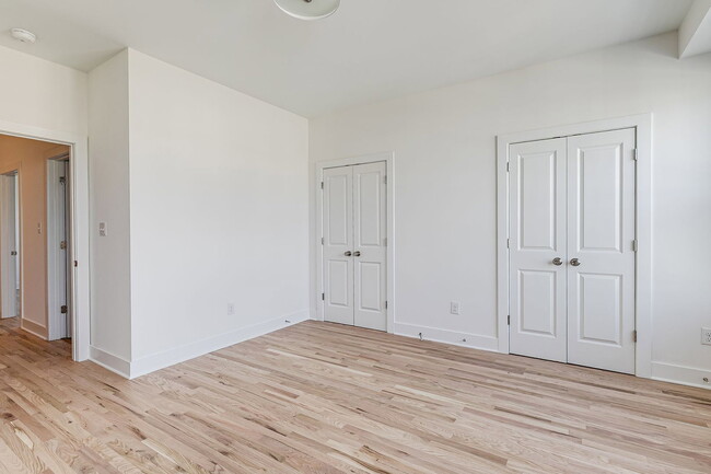 Building Photo - 2224 Perry St