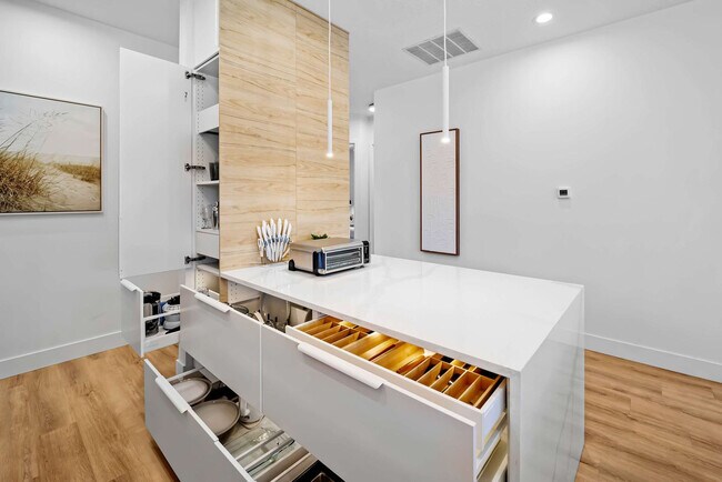 Building Photo - 110 Wellstone Dr