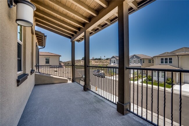 Building Photo - 5192 Goldenrod Cir
