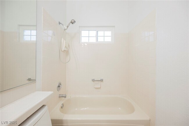 Building Photo - 7829 Ben Hogan Dr