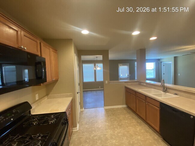 Building Photo - 3 Bedroom/2 Bath Encino Ridge Subdivision
