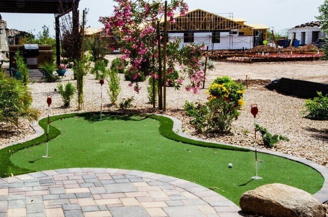 Building Photo - Beautiful 2 bedroom, 2 bath, plus den in an amazing 55+ community in Encanterra! - MEMBERSHIP INC...