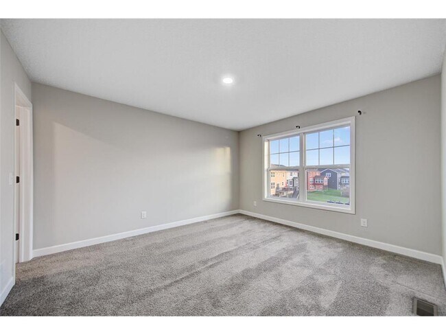 Building Photo - 19220 Bridle Path