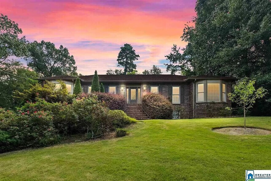 Building Photo - 1229 Edinborough Ln