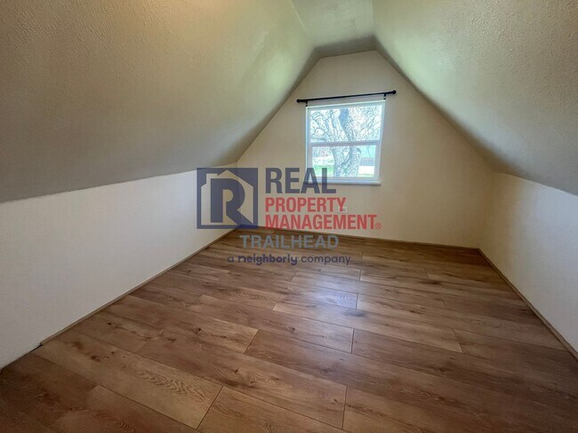 Building Photo - Charming 2-Bedroom Home for Rent in Tolar, TX!