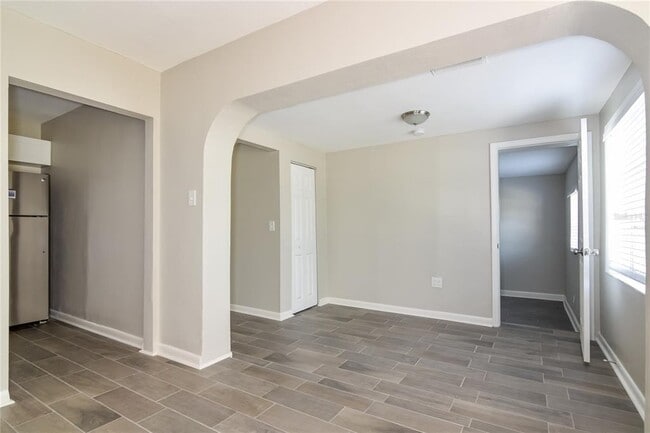 Building Photo - 5224 Puritan Ave