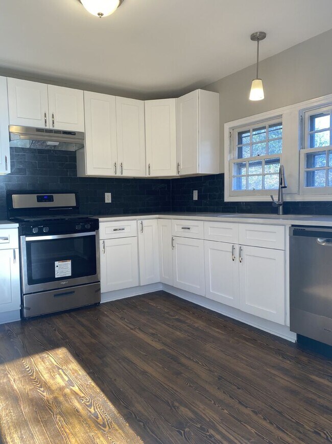 Building Photo - 808 N Weldon St