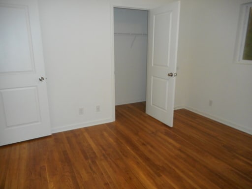Primary Photo - 2 bedroom 1.5 bathroom townhouse