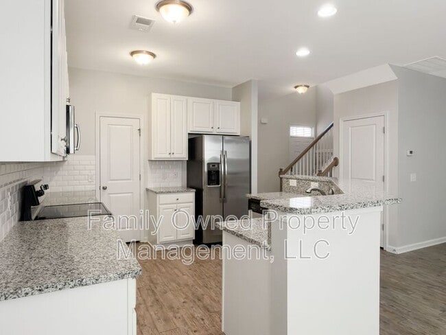 Building Photo - 8968 E Cat Tail Pond Rd