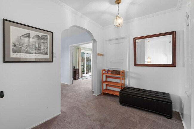 Building Photo - 145-147-147 Stanyan St