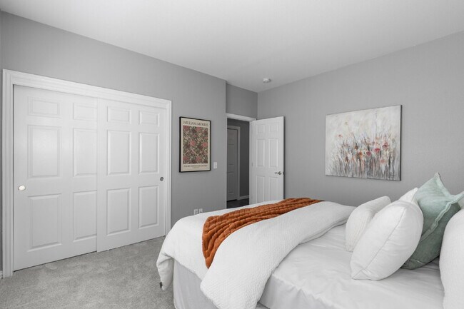 Building Photo - $3,350.00 - 2 Bedroom, 2.5 Bathroom Condo ...