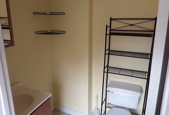 Building Photo - 40 Middle St