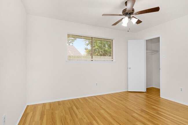 Building Photo - 11426 Sageperry Dr